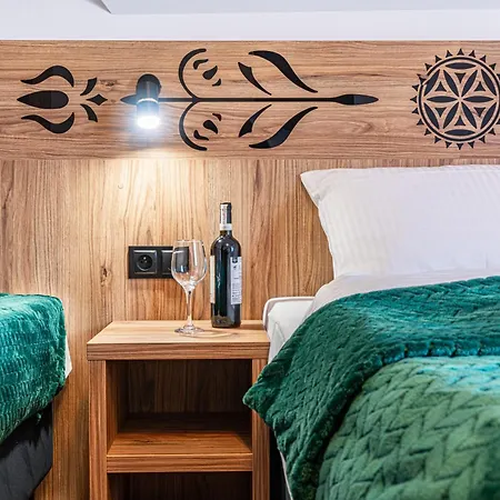 Pensjonat Perła Tatr - Z Widokiem Na Góry 3*