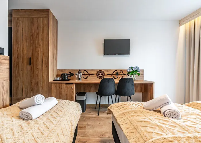 Perla Tatr - Z Widokiem Na Gory